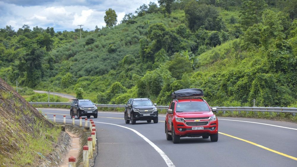 quang-duong-bao-nhieu-can-thay-dau-nhot